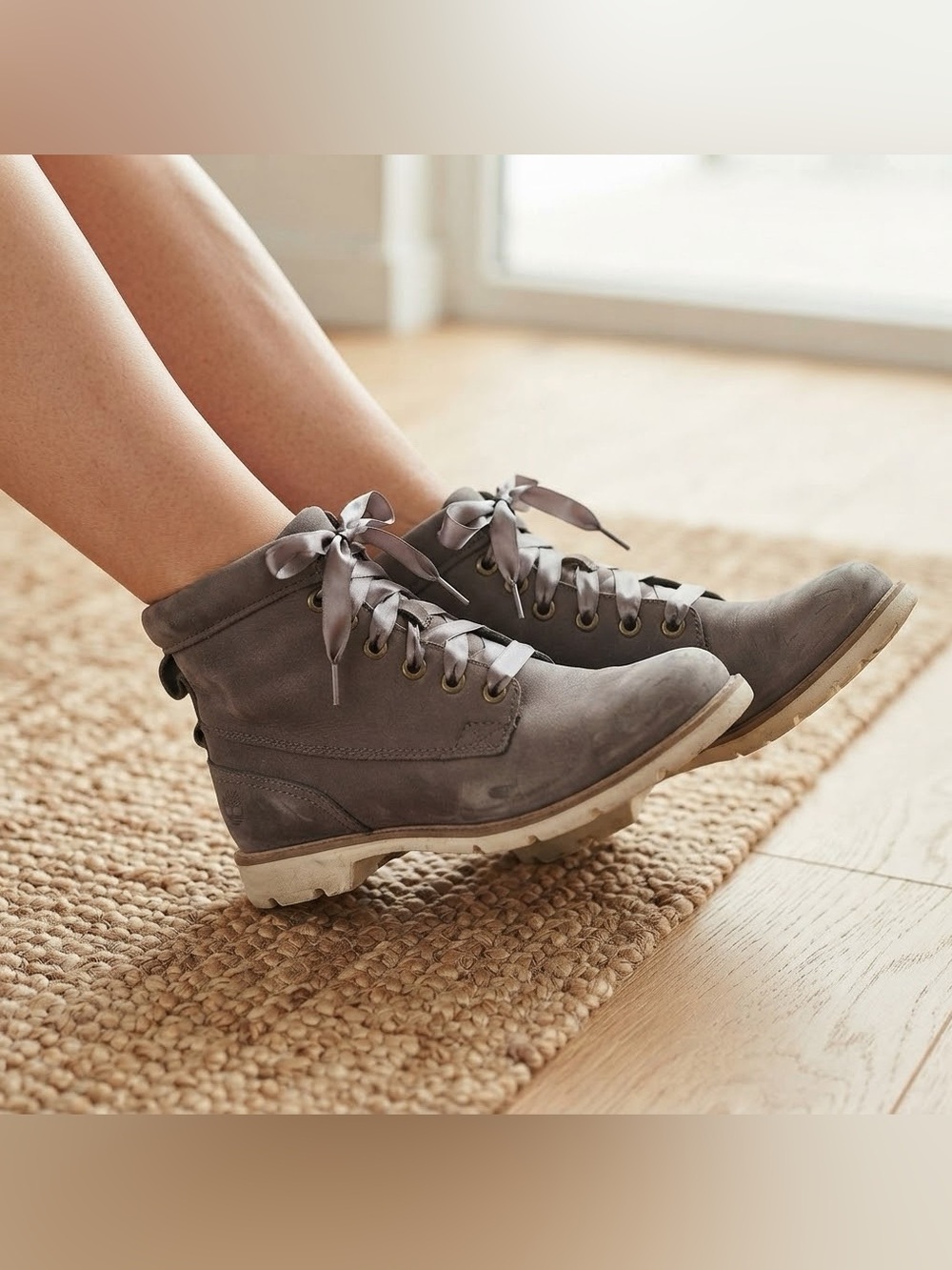 Timberland Bramhall Womens Size 7.5 Gray Suede Leather Ankle Boots Ribbon Laces